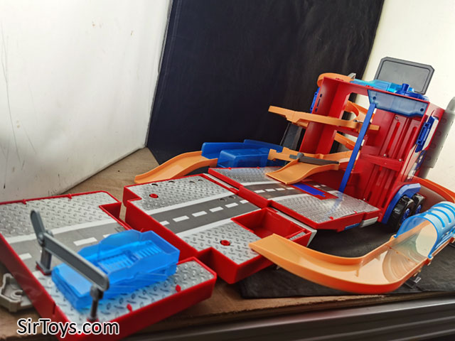 Red Truck Car Playset - Other - Sirtoys.com